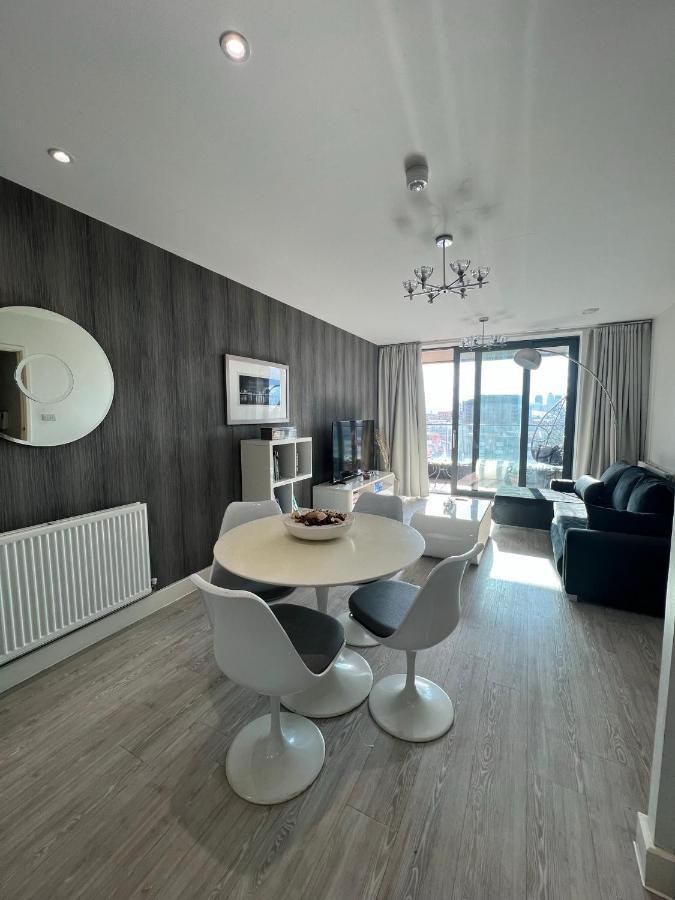 Ferienwohnung Cityscape Serenity: 10Th Floor Oasis Near City Airport, Excel & 02 London Exterior foto