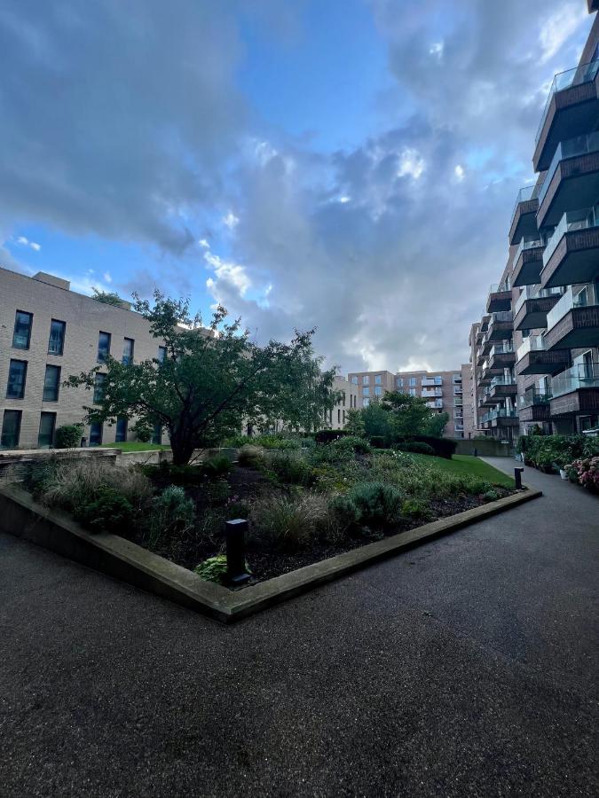 Ferienwohnung Cityscape Serenity: 10Th Floor Oasis Near City Airport, Excel & 02 London Exterior foto