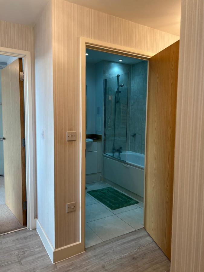 Ferienwohnung Cityscape Serenity: 10Th Floor Oasis Near City Airport, Excel & 02 London Exterior foto